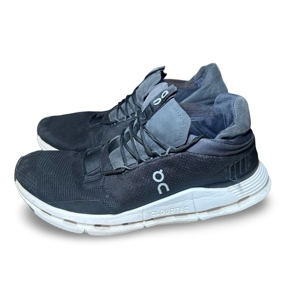 On Running Cloudnova men’s 10.5 - Picture 2 of 5